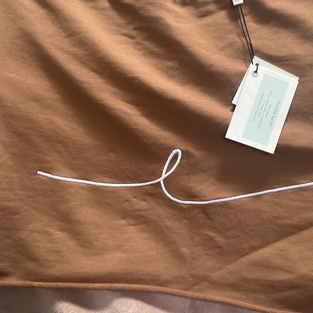 *SALE* Egreis Crop Top - Picture 6 of 6
